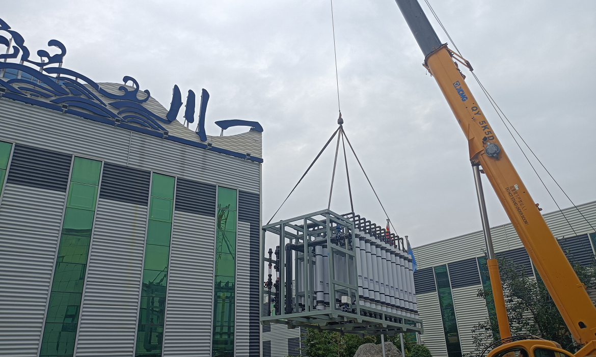 【川一股份】240T/H超濾設(shè)備+2套108T/H反滲透設(shè)備裝車發(fā)往河北保定市